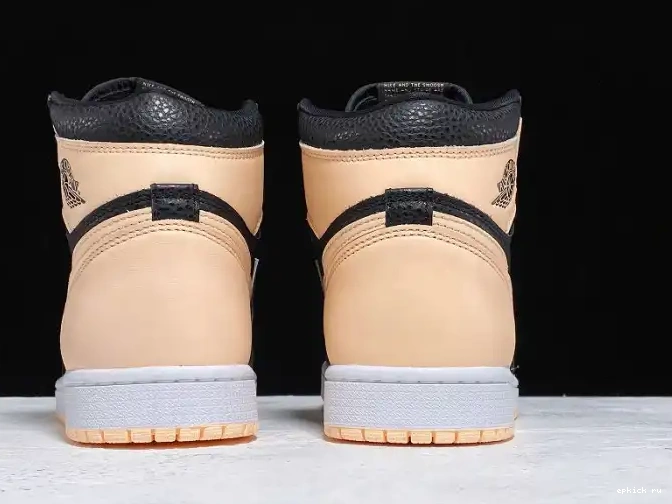 Rep High 1 Retro Crimson Tint Air 555088-081 Jordan Black 0406